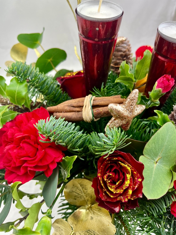 Merry & Bright Centrepiece