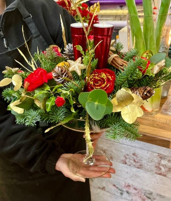 Merry & Bright Centrepiece