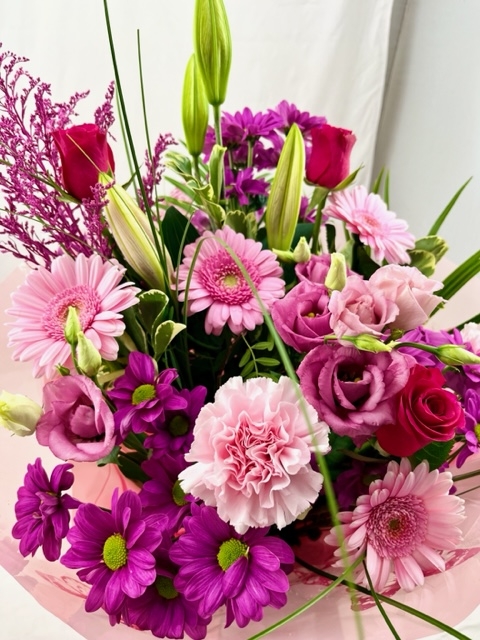 Perfect in Pink Flower Bouquet – buy online or call +353 21 4394203