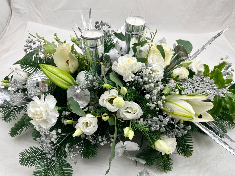 Radiant Star Flower Centrepiece