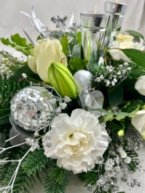 Radiant Star Flower Centrepiece